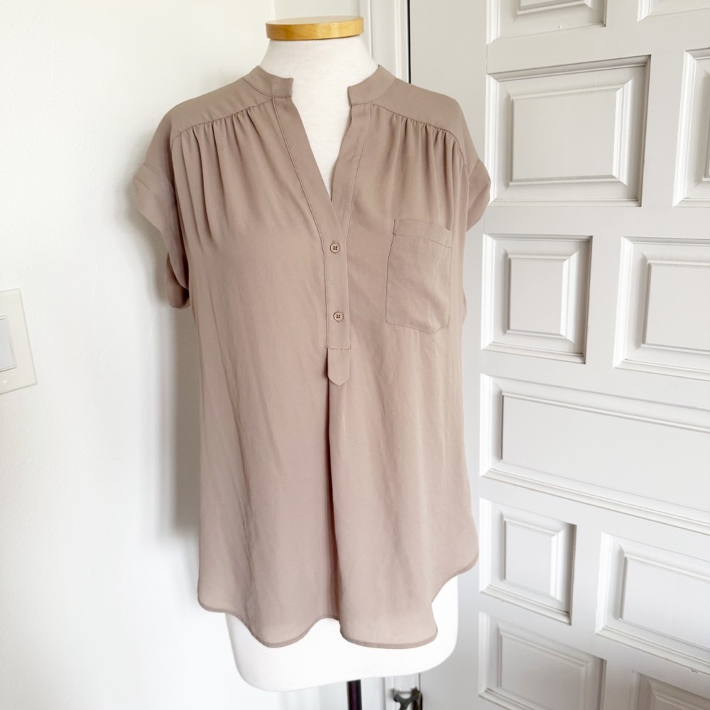 Pleione Women's Blouse Soft Neutral Tan Nude Cap Sleeve Size Medium